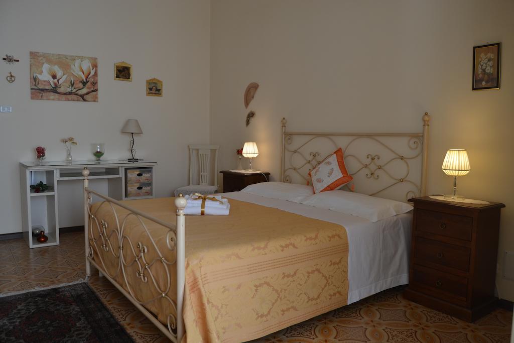 Bed & Breakfast Marena Sant'Agata Li Battiati Room photo